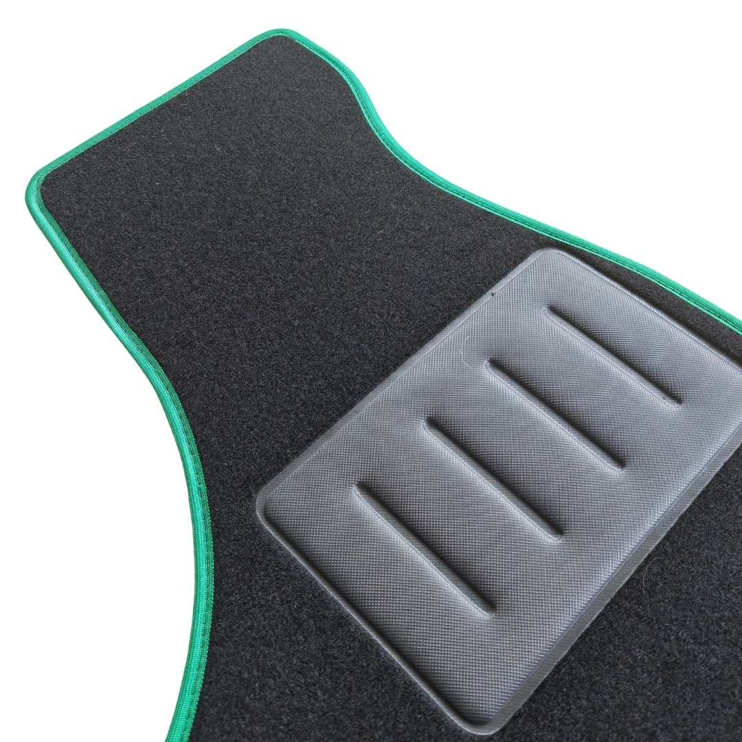Kit 4 tappeti in moquette bordo verde | Fiat 500 |