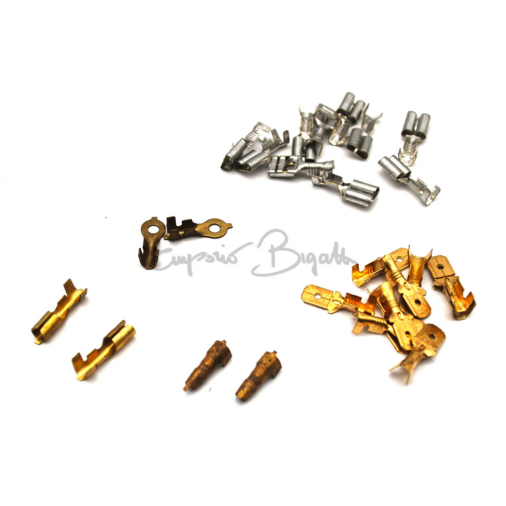 Kit valigetta s.o.s. con torcia LED e pile | Fiat 500 D F L | - Image 8